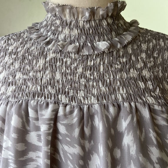 Ann Taylor Petite Turtleneck Flowy Blouse with fringe top and wrist Leopard prin - Picture 9 of 11